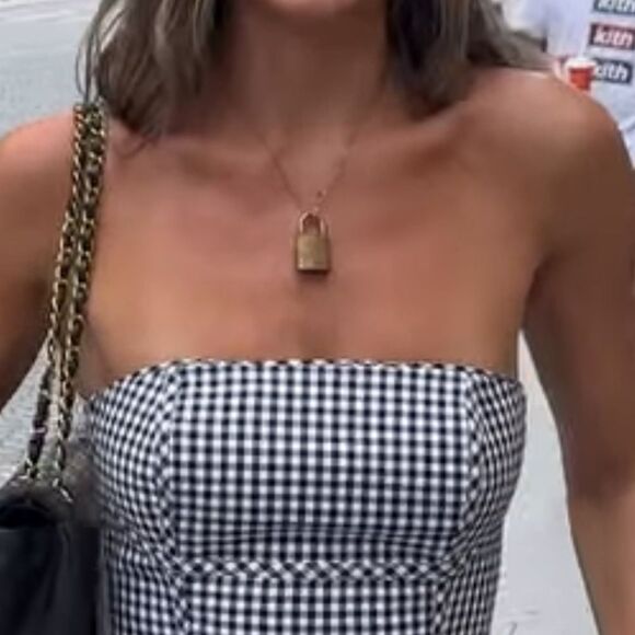 LV gold lock & key necklace - Picture 1 of 2
